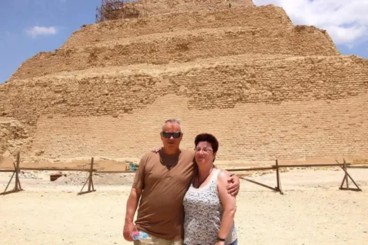 Sakkara, Memphis und Dahschur mit Stufenpyramide des Djoser.