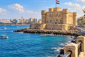 Alexandria Tagesausflug ab Kairo mit Qaitbay-Zitadelle am Mittelmeer.